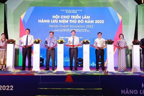 Khai mạc Hội chợ triển lãm hàng lưu niệm Thủ đô 2022