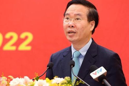 Nâng cao đạo đức cách mạng, chống chủ nghĩa cá nhân phải được tiến hành thường xuyên