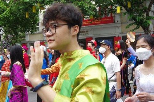 Tuyển tình nguyện viên Olympic Paris 2024