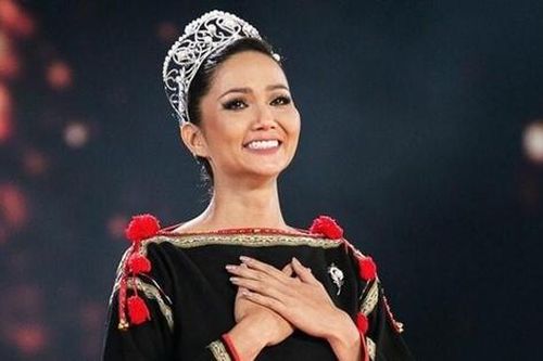Hoa hậu H'Hen Niê: 'Nếu không làm Hoa hậu, tôi đã làm nhân viên ngân hàng'