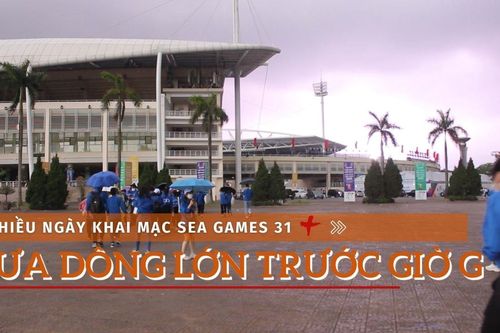 SEA Games 31: Hàng nghìn tình nguyện viên đội mưa phục vụ đêm khai mạc
