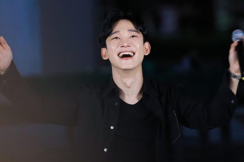 'Ông bố 2 con' Chen (EXO) chính thức có hoạt động đầu tiên sau khi xuất ngũ