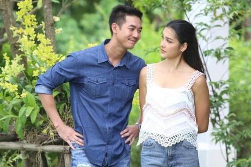 Cay mắt khi đọc những dòng tin nhắn trong máy tính của chồng