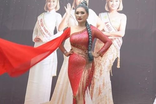 Bình Dương: Nữ doanh nhân Trịnh Lan Trinh tổ chức đêm Thank Party