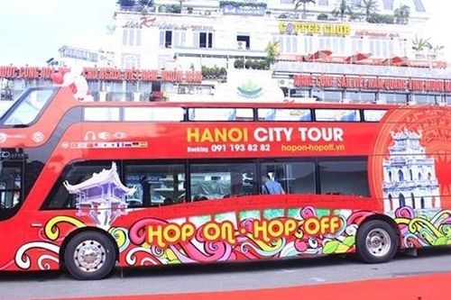 Đại biểu SEA Games 31 được trải nghiệm miễn phí xe buýt du lịch 2 tầng