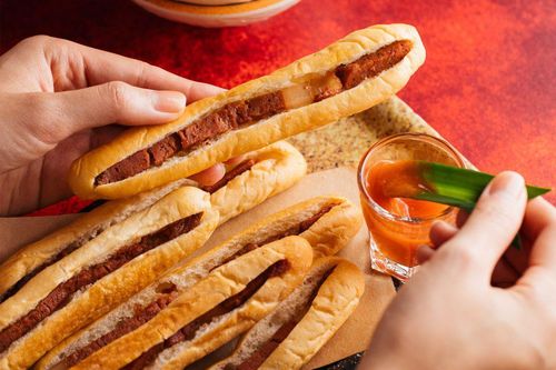 Bánh mì que Hải Phòng - món ăn bình dân quá đỗi tự hào của người dân đất cảng