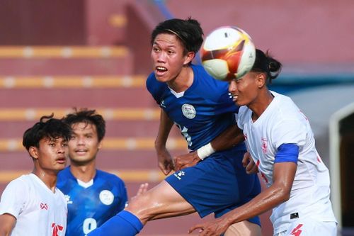 BLV Quang Tùng: 'U23 Myanmar phòng ngự tệ hơn Philippines'