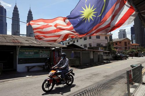 Kinh tế Malaysia tăng trưởng nhanh hơn dự kiến