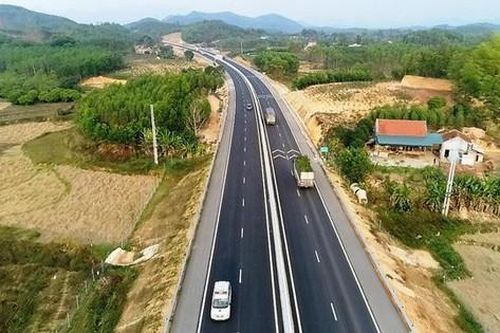 Khơi thông vốn cho 2 cao tốc dọc biên giới phía Bắc