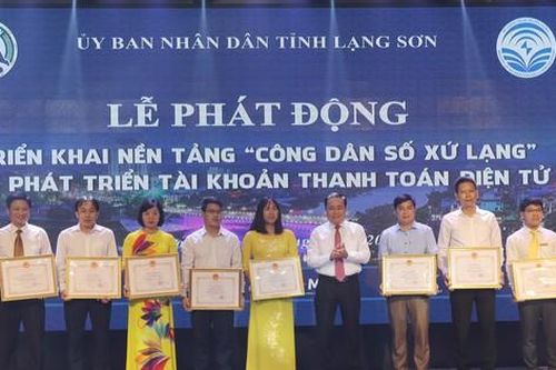 Triển khai nền tảng 'công dân số xứ Lạng'