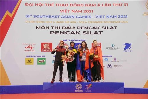 SEA Games 31: Vận động viên Philippines giành tiền thưởng để chữa bệnh cho cha