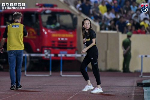 Madam Pang- Người đàn bà quyền lực của bóng đá Thái