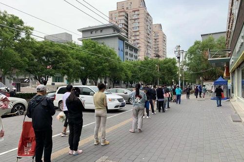 Trung Quốc: Không đóng cửa Bắc Kinh, người dân không cần tích trữ thực phẩm