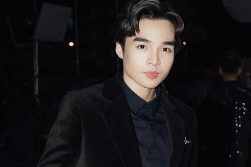 Tun Phạm sau 4 tháng chuyển hướng làm MC: 'Đá chéo sân' hay nghiêm túc theo đuổi?