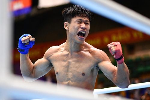 Màn trình diễn ấn tượng trong ngày kickboxing Việt Nam giành 5 HCV