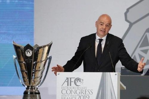Trung Quốc bỏ đăng cai vòng chung kết Asian Cup 2023