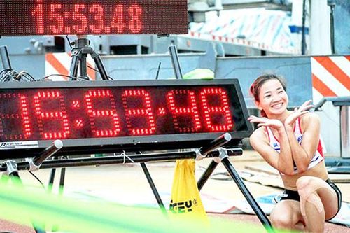 Hai 'mỏ vàng' xuất trận