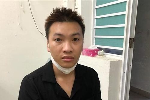 Chém rách mặt bạn nhậu vì dám 'cọ quẹt' người yêu của mình