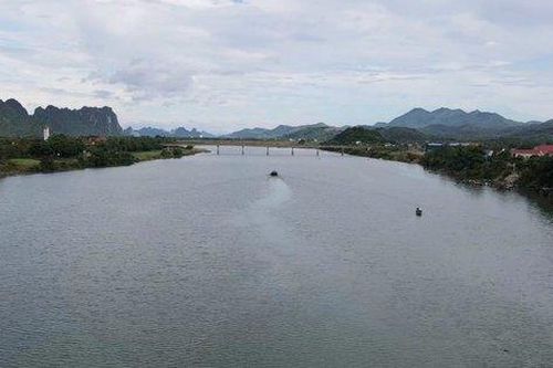 Hành trình từ dòng sông quê hương đến 'đường đua xanh' của tuyển thủ Nguyễn Huy Hoàng