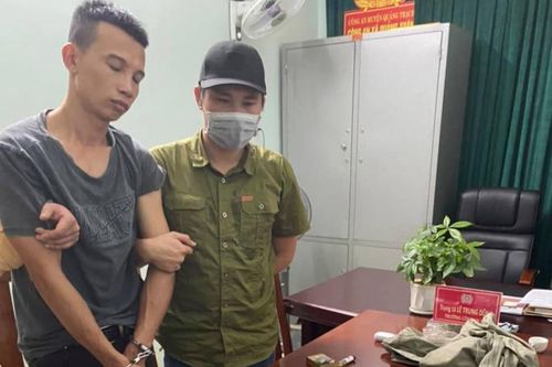 Quảng Bình bắt đối tượng vận chuyển, mua bán ma túy và tàng trữ súng