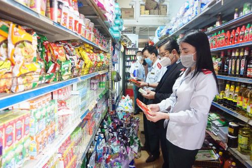 Đảm bảo an toàn thực phẩm: Đừng chỉ là khẩu hiệu