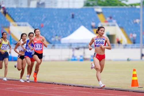 Việt Nam vững vàng ngôi đầu bảng xếp hạng