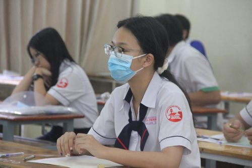 Học phí trường công tại TP. Hồ Chí Mính có thể tăng tới 5 lần
