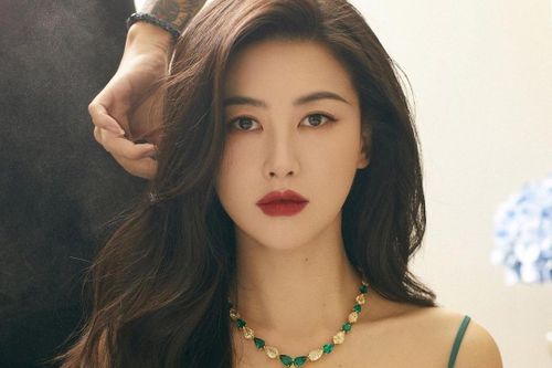 Cuộc sống sung túc của minh tinh 'Thiên long bát bộ'
