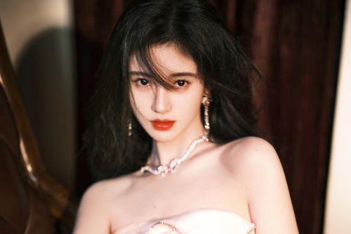 Mỹ nhân showbiz ngạo mạn, nói dối