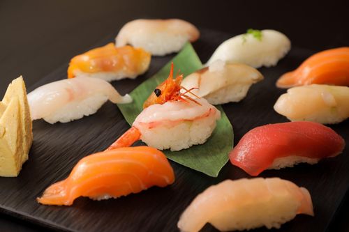Sushi ra đời như thế nào?