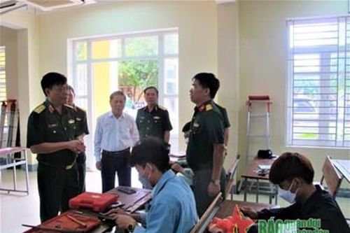 Khảo sát thực trạng để bàn giao Trường Cao đẳng Nghề số 4