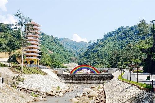 Quảng Nam giám sát việc bảo vệ rừng và sử dụng đất trong dự án du lịch Cổng Trời Đông Giang