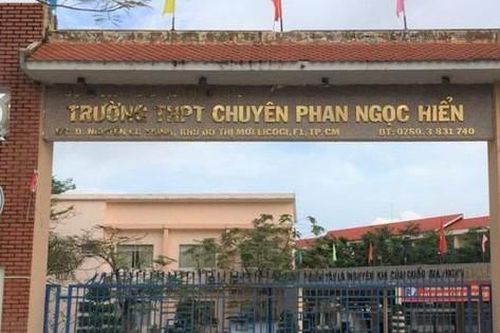 Kỷ luật hiệu phó trường chuyên bắt học sinh ăn thức ăn đã quăng vào thùng rác