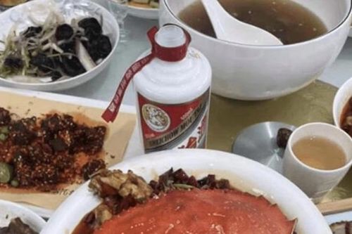 Đám tang tốn hơn 3 tỷ bị chỉ trích