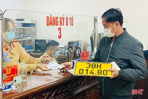 Hà Tĩnh: Công an huyện được phép cấp biển số xe ô tô từ ngày 21/5