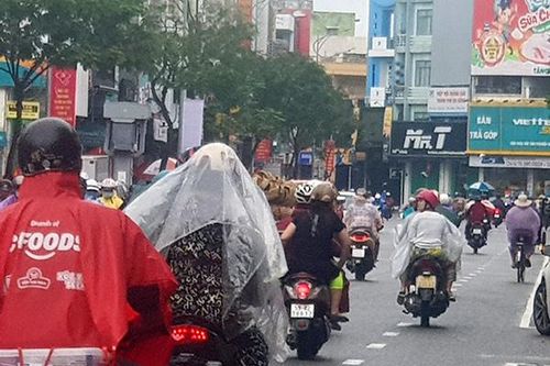 Ảnh hưởng gió mùa Đông Bắc, khu vực Trung Trung bộ có nơi nhiệt độ xuống còn 18 – 19 độ C
