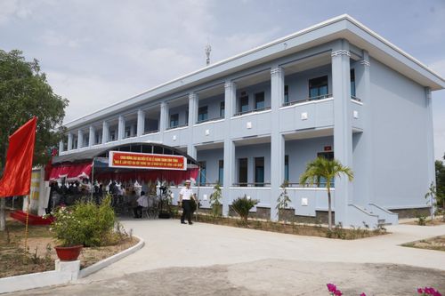 Khánh thành nhà ở và làm việc Đại đội thông tin - Lữ đoàn 957, Vùng 4 Hải quân