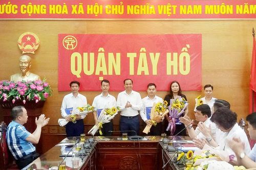 Hà Nội thực hiện luân chuyển cán bộ: Đáp ứng yêu cầu thực tiễn