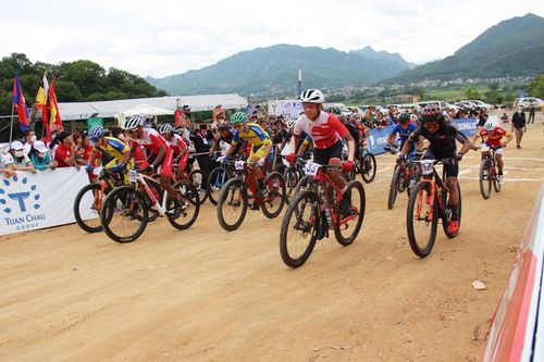 Việt Nam giành Huy chương vàng nội dung xe đạp địa hình băng đồng Olympic nữ