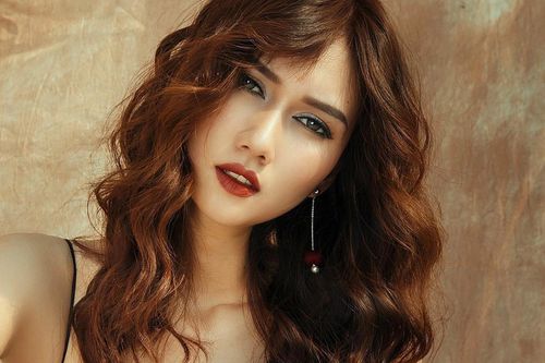 Biến cố tình cảm của sao Việt