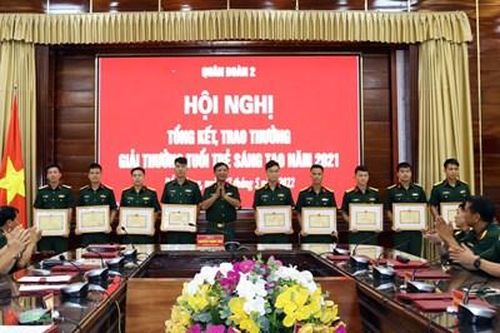 Quân đoàn 2 trao Giải thưởng Tuổi trẻ sáng tạo năm 2021