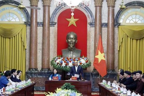 Chăm lo xây dựng đội ngũ cán bộ, người có uy tín là đồng bào dân tộc thiểu số