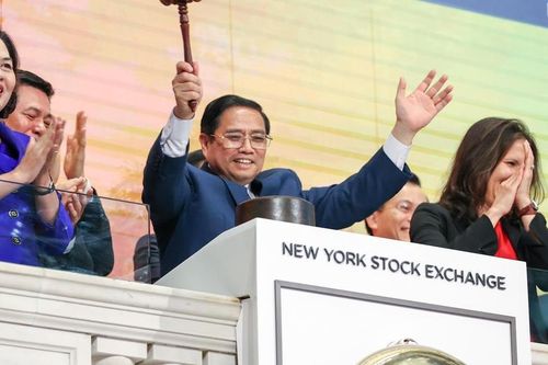 Thủ tướng rung chuông kết thúc phiên giao dịch tại sàn chứng khoán New York