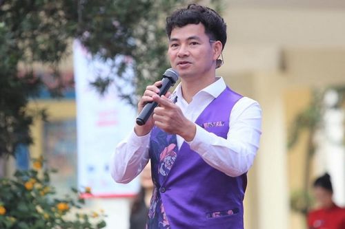 Nghệ sĩ Xuân Bắc: 'Tôi chưa bao giờ mắng con vì điểm số'