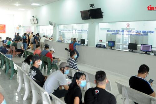 Từ ngày 21/5, cấp đăng ký biển số xe tại 5 huyện ngoại thành và công an quận Bình Thạnh