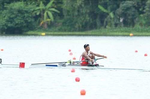 Đội tuyển rowing Indonesia hướng tới Olympic 2024