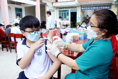 Tăng cường chiến dịch tiêm vaccine phòng COVID-19