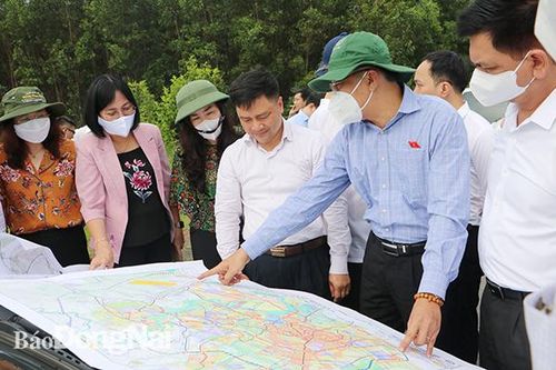 Đoàn công tác Ủy ban Kinh tế Quốc hội khảo sát thực tế dự án đường cao tốc Biên Hòa- Vũng Tàu