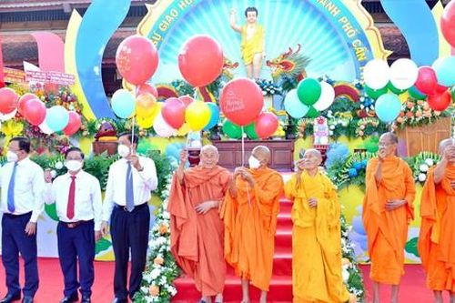 Phật giáo TP.Cần Thơ trang nghiêm Đại lễ Phật đản Phật lịch 2566