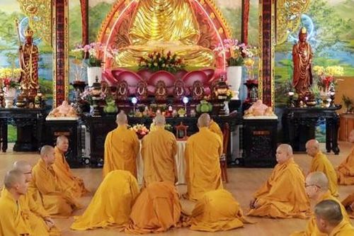 Chùa Hưng Phước (quận 3) tác pháp An cư kiết hạ